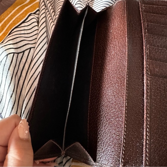 authentic brown Gucci canvas monogram long wallet - Picture 8 of 14